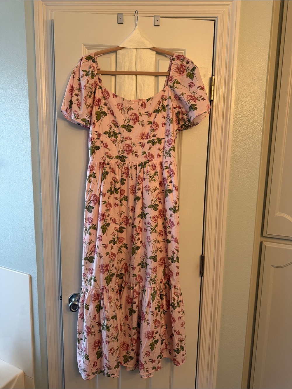 Pink Floral Dress with Puff Sleeves